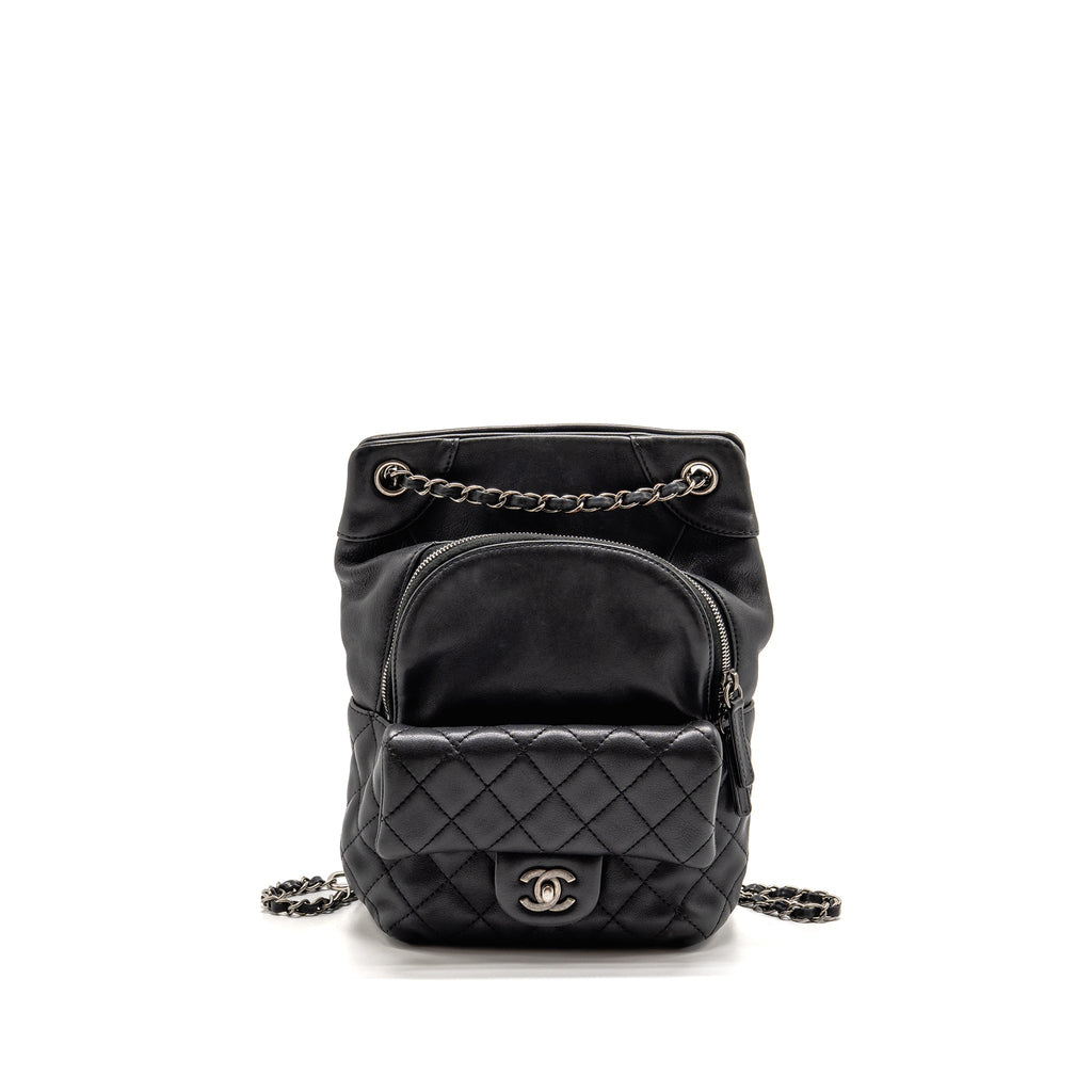 chanel-15b-cc-flap-backpack-calfskin-black-ruthenium-hardware