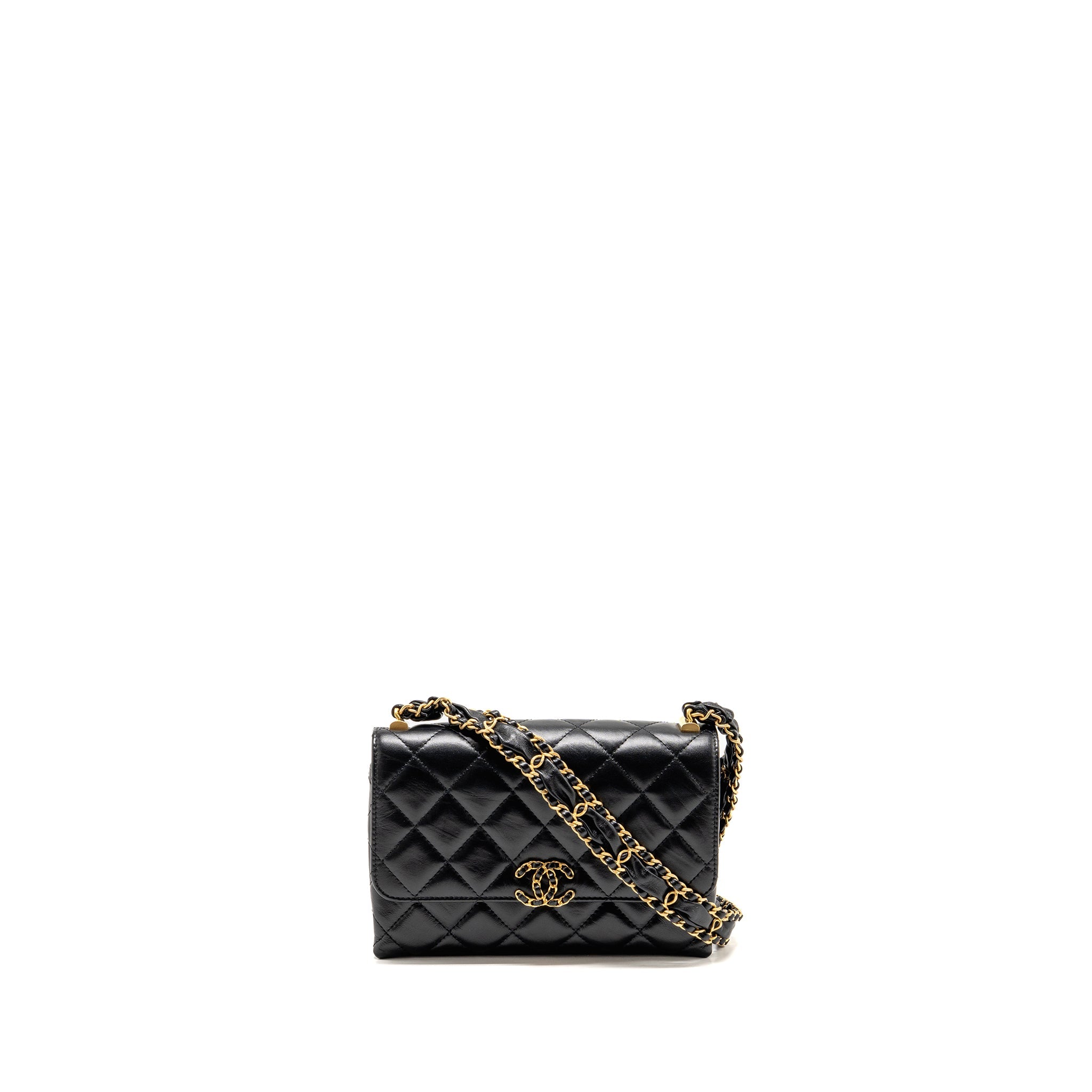 chanel-23k-chunky-chain-flap-bag-quilted-lambskin-black-ghw-microchip