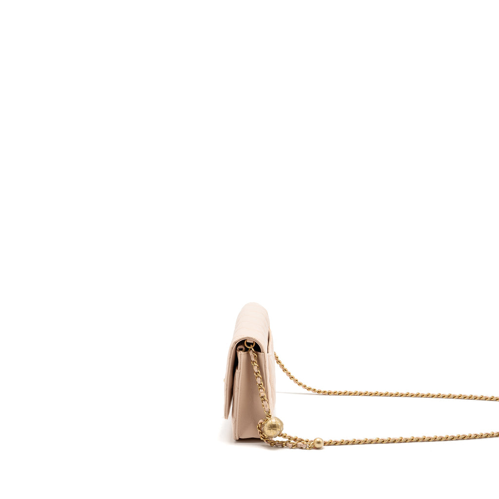 chanel-pearl-crush-wallet-on-chain-lambskin-light-pink-ghw-microchip