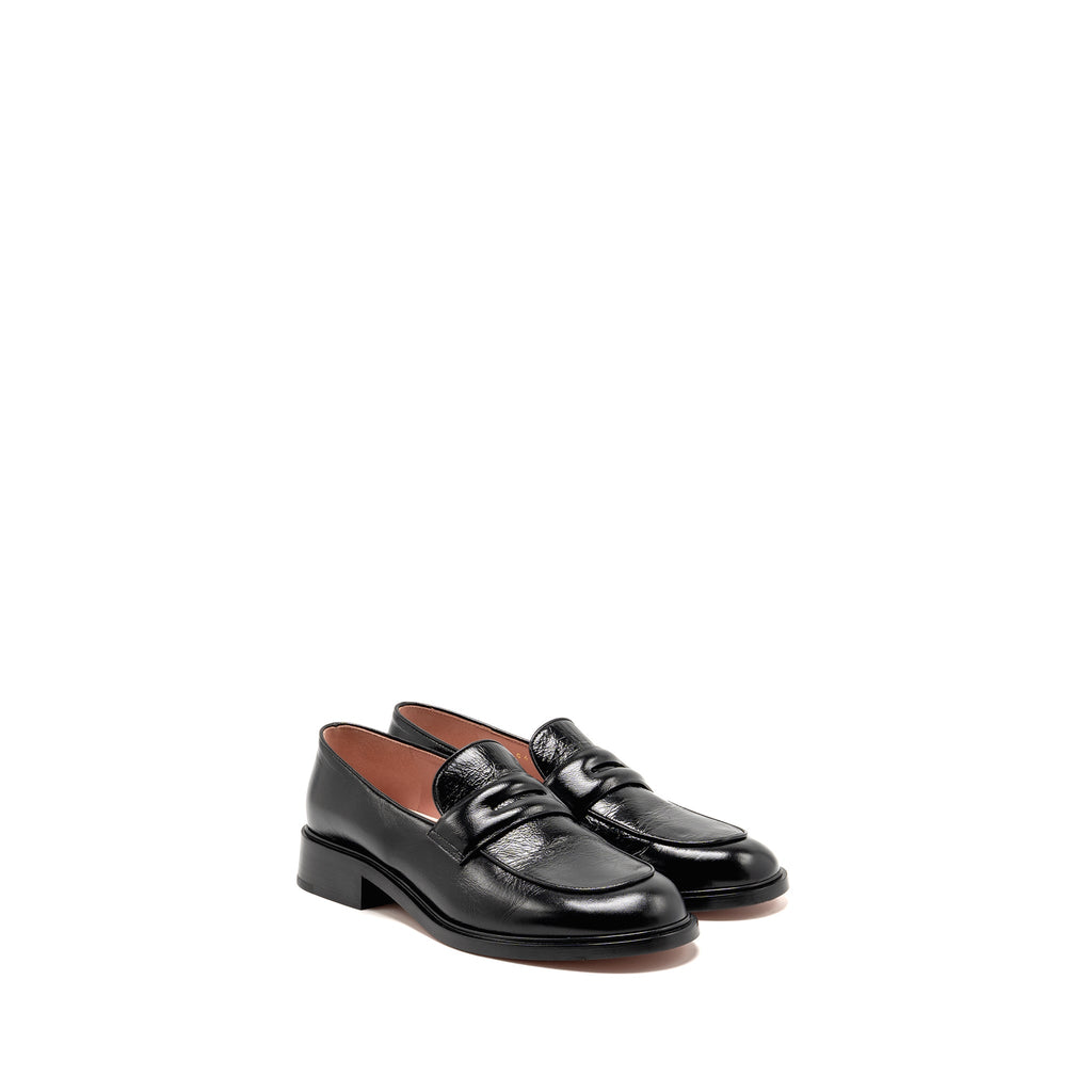 chanel-24a-size-38-5-cc-logo-loafer-moccasins-shiny-calfskin-black
