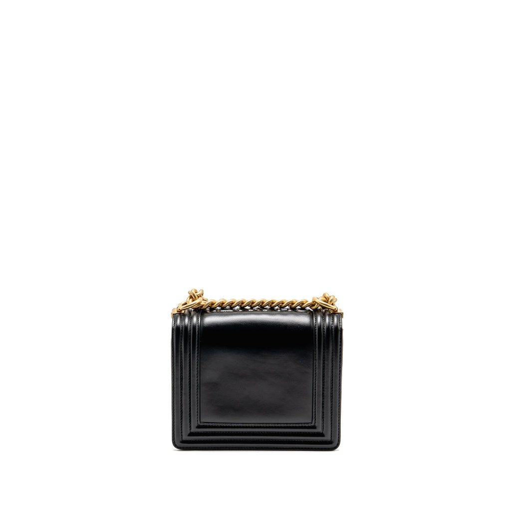 chanel-square-boy-bag-calfskin-black-ghw-microchip