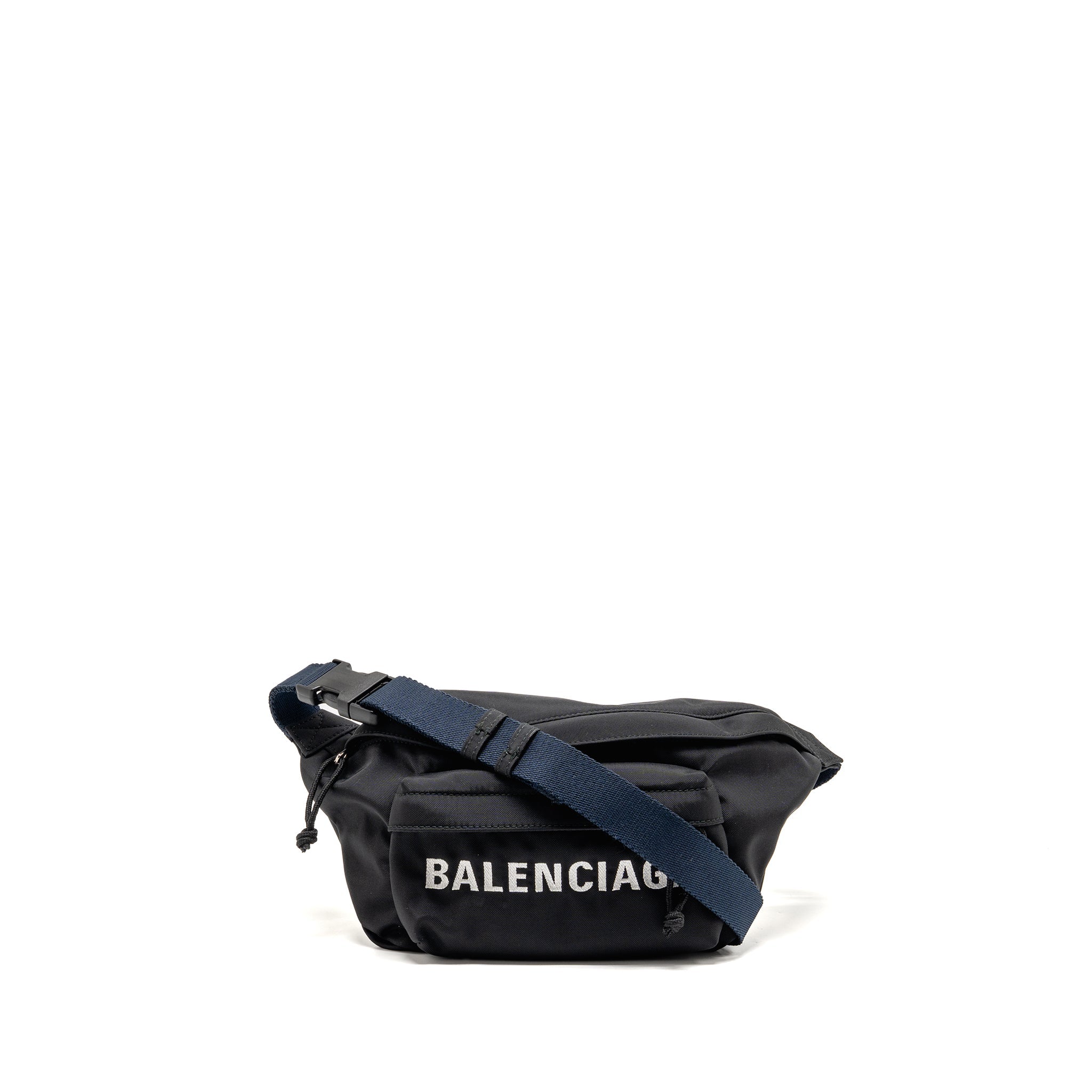 balenciaga-wheel-belt-bag-nylon-black-navy-shw