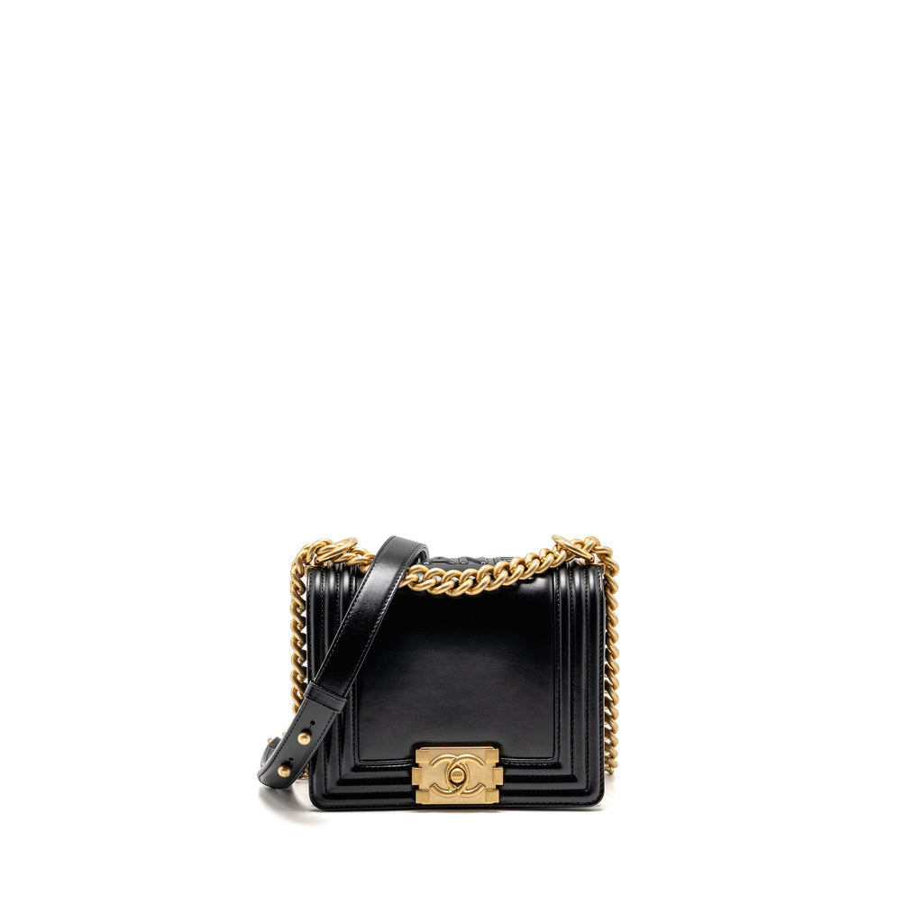 chanel-square-boy-bag-calfskin-black-ghw-microchip
