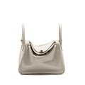 hermes-lindy-30-evercolor-gris-pearl-shw-stamp-square-q