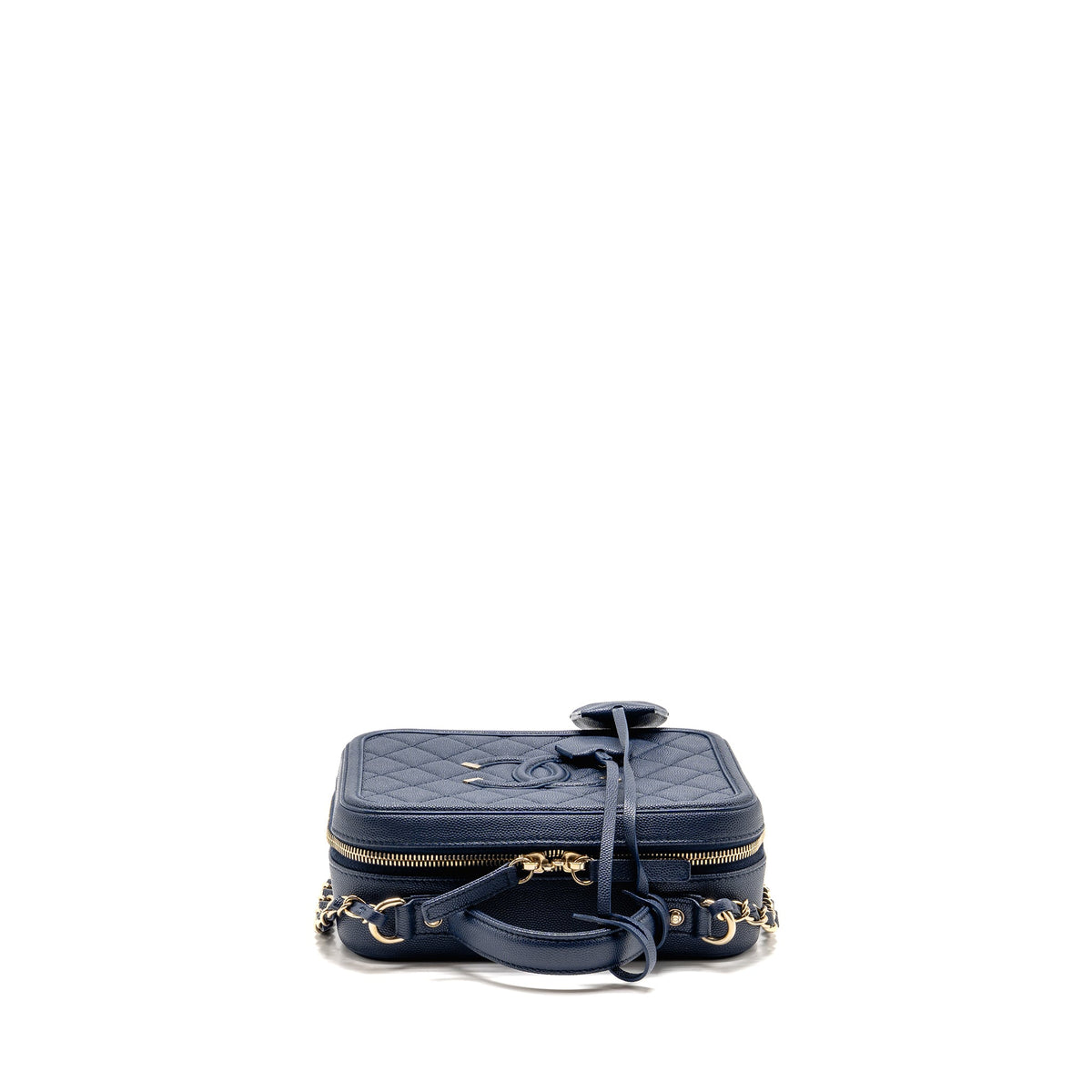chanel-blue-case