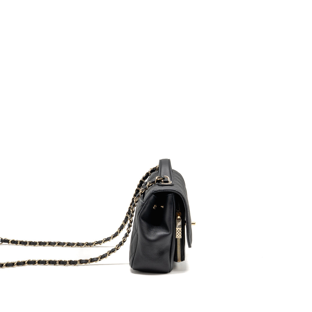 chanel-black-30432669