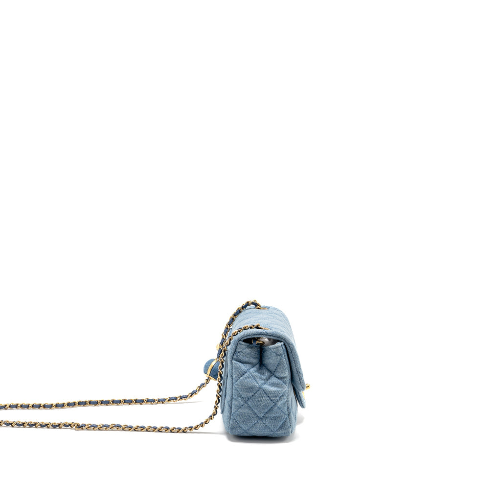 chanel-pearl-crush-mini-square-flap-bag-denim-light-blue-ghwmicrochip