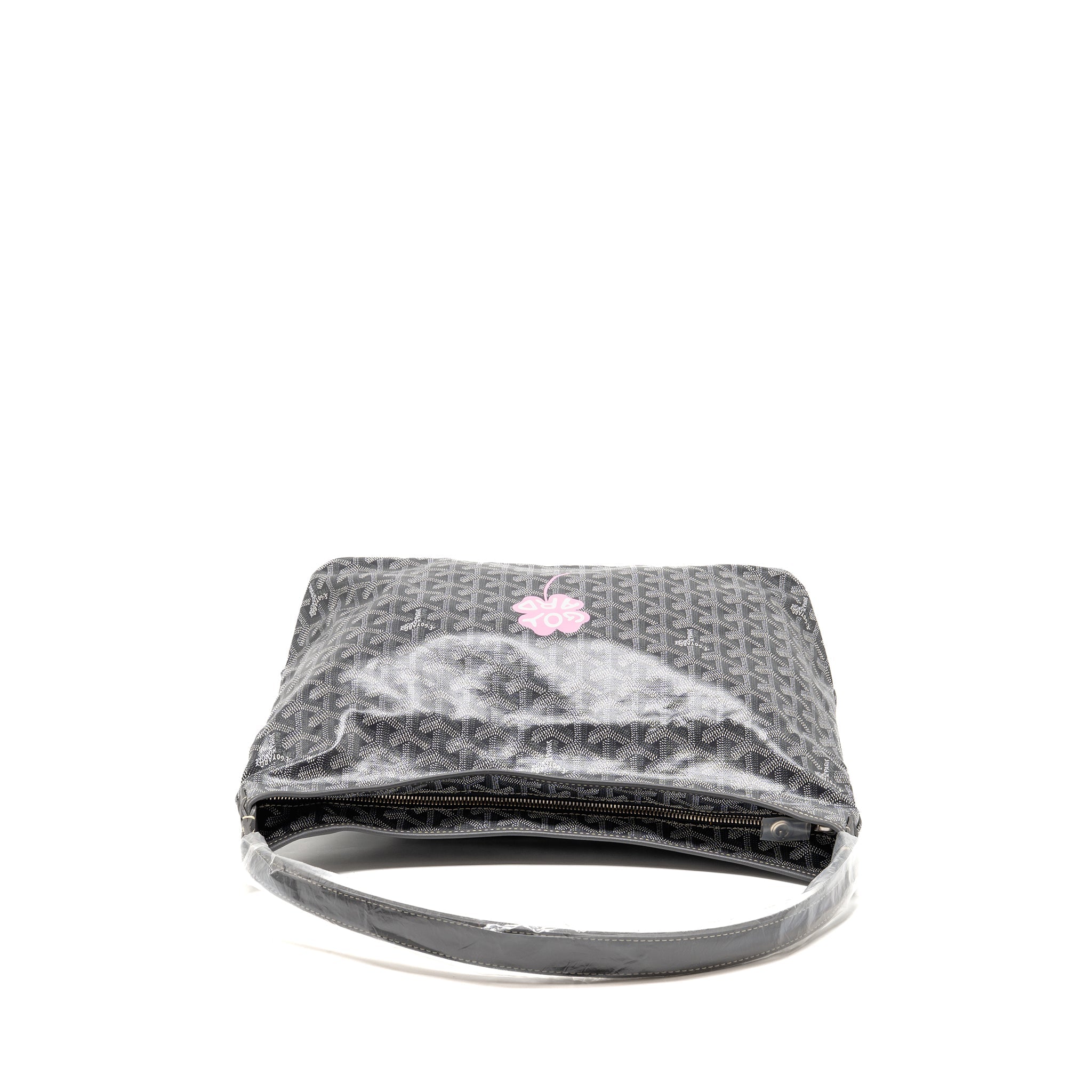 goyard-hobo-boheme-pm-goyard-lucky-clover-goyardine-canvas-chevroches-calfskin-grey-light-pink-shw