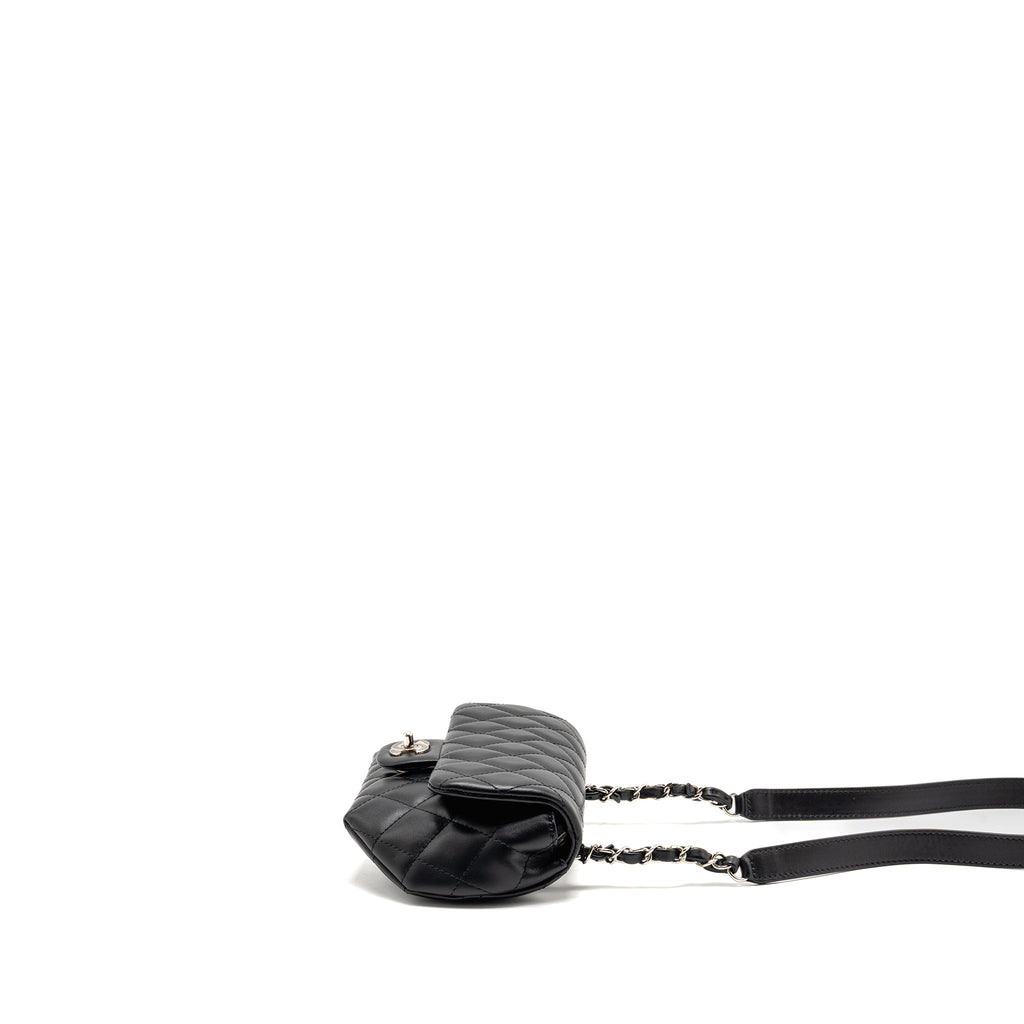 chanel-uniform-cc-logo-belt-waist-bag-calfskin-black-shw