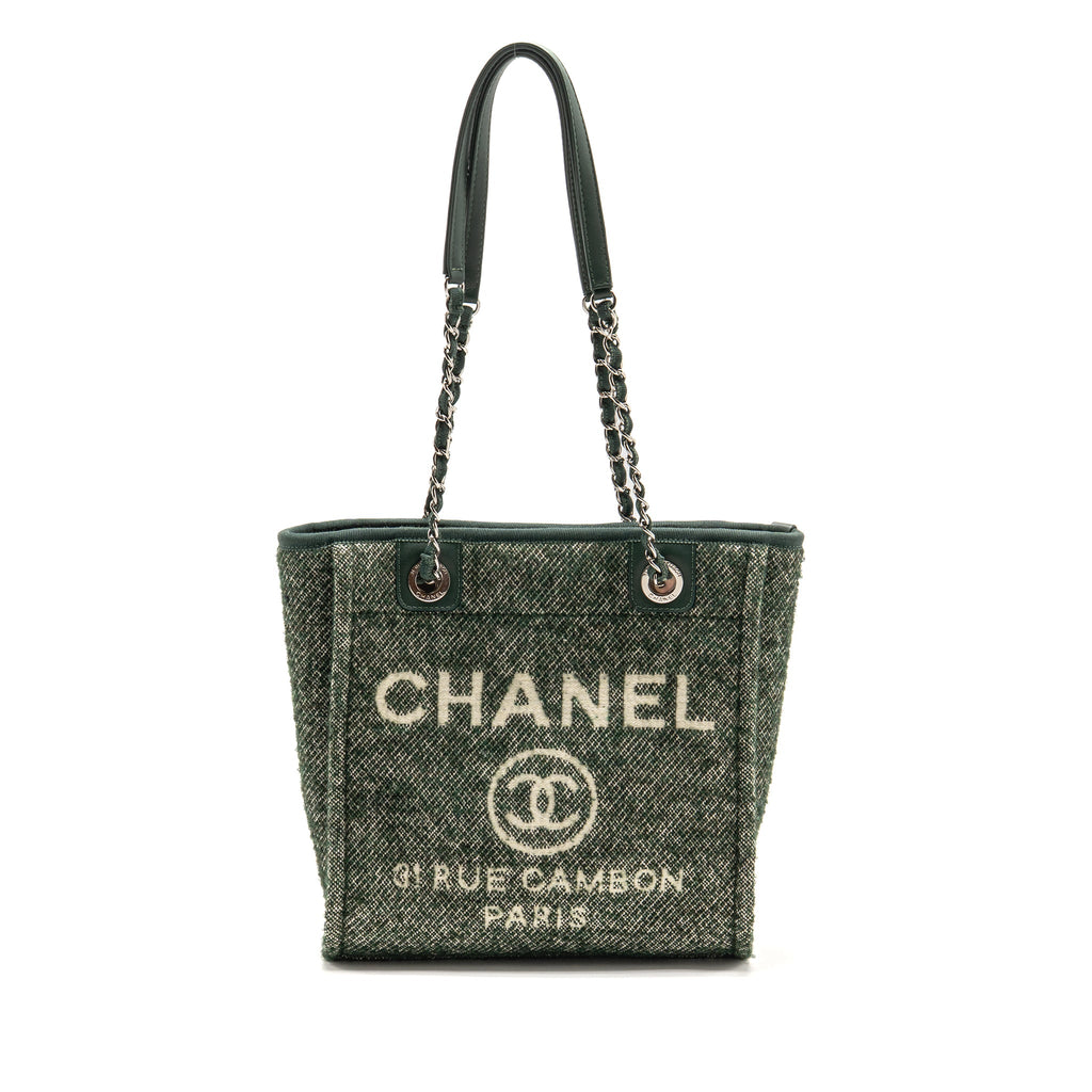 chanel-bag-white-black
