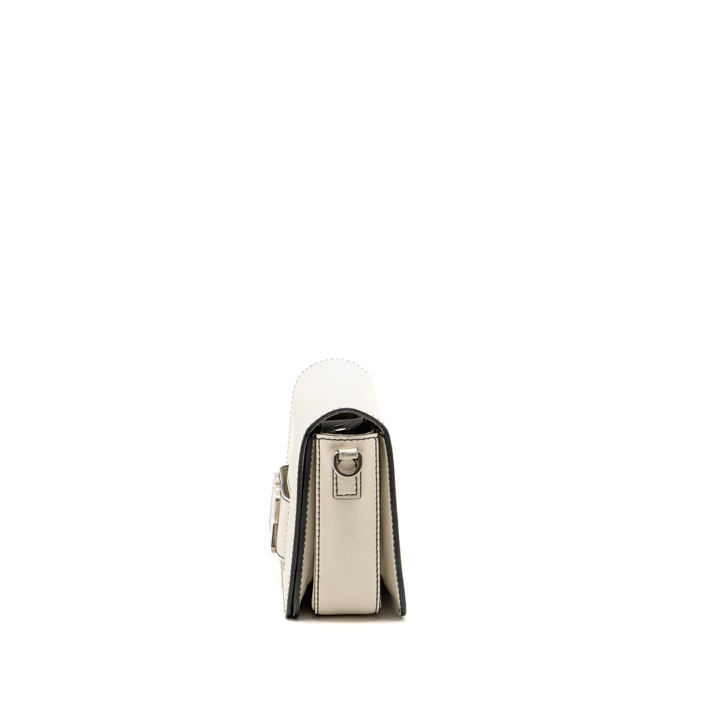 dior-white-1
