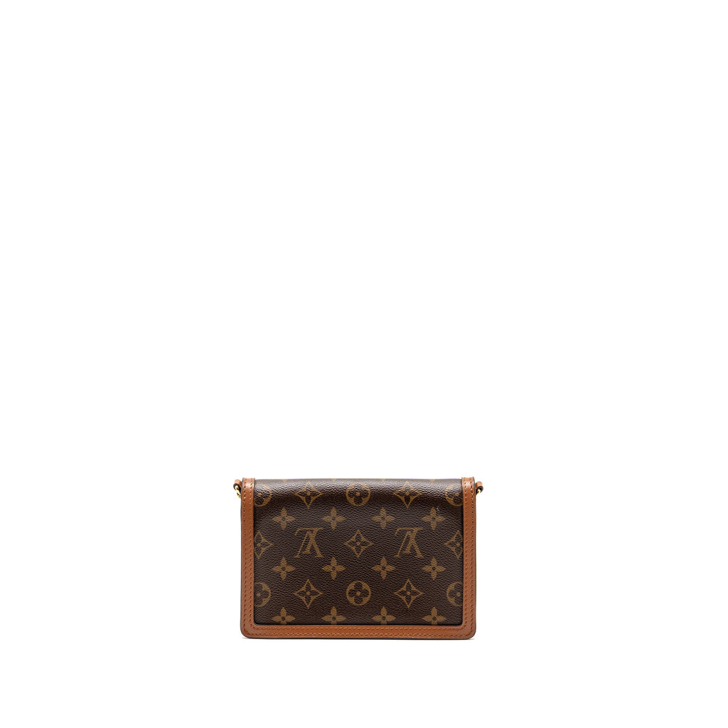 louis-vuitton-dauphine-chain-wallet-monogram-canvas-ghw