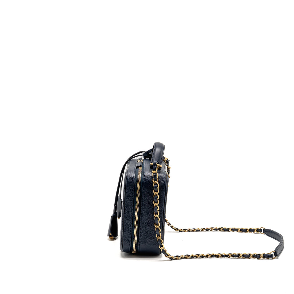 chanel-medium-cc-filigree-vanity-case-caviar-navy-ghw
