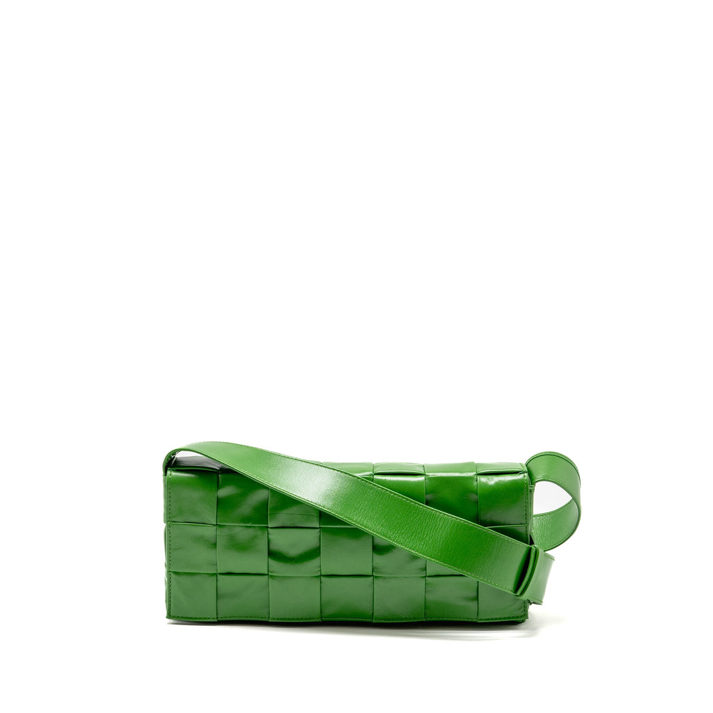 bottega-veneta-padded-cassette-messenger-bag-creased-leather-green-shw