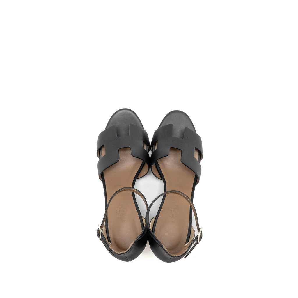 hermes-size-36-legend-sandals-calfskin-black-copy