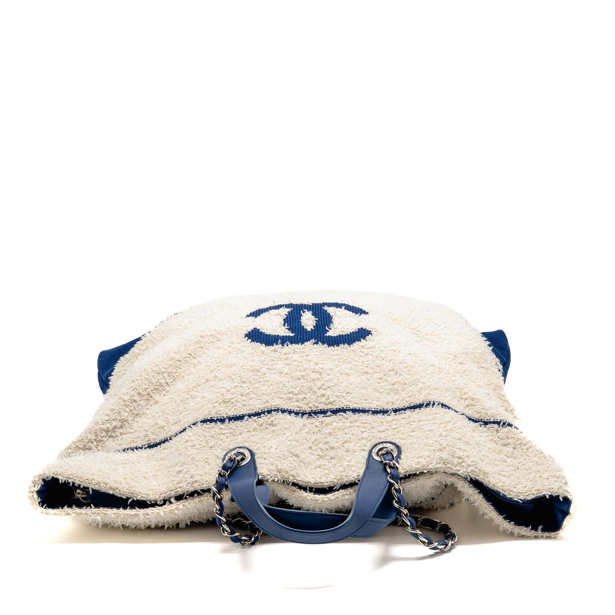 chanel-19p-deauville-biarritz-venice-tote-tweed-white-blue-shw-copy-1