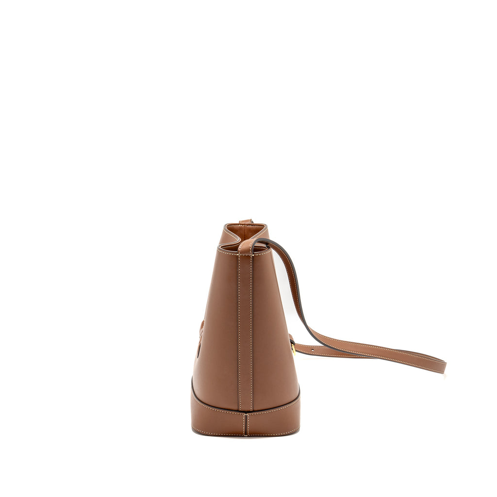 celine-small-bucket-cuir-triomphe-calfskin-tan-ghw-1