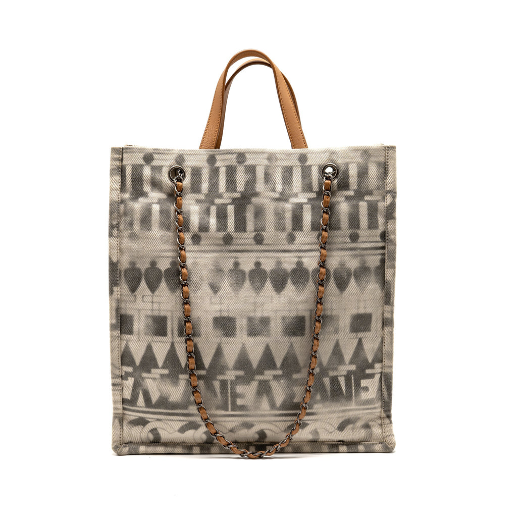 chanel-iliad-shopping-tote-bag-printed-canvas-leather-multicoloured-shw