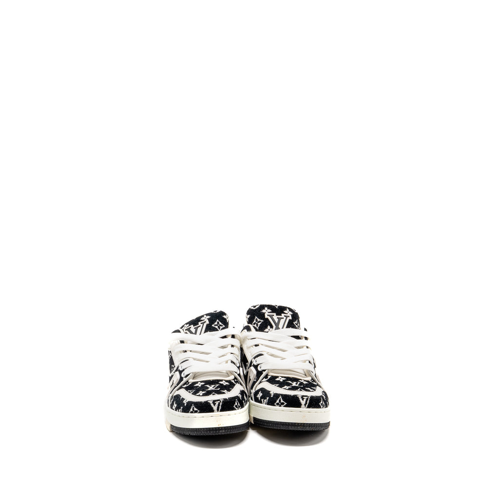 louis-vuitton-size-2-5-trainer-sneaker-black-white-copy