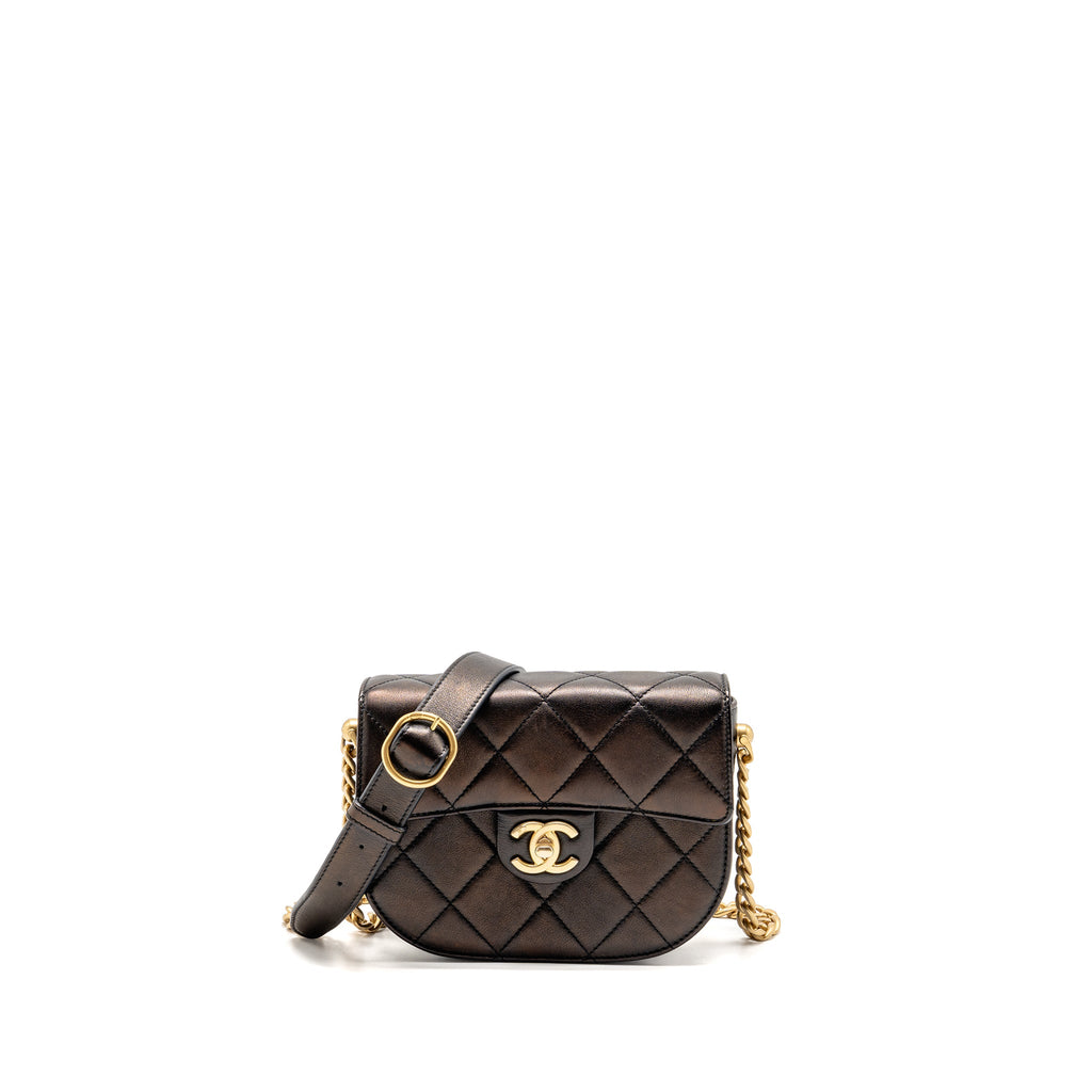 chanel-21s-moon-messenger-bag-calfskin-black-ghw-1