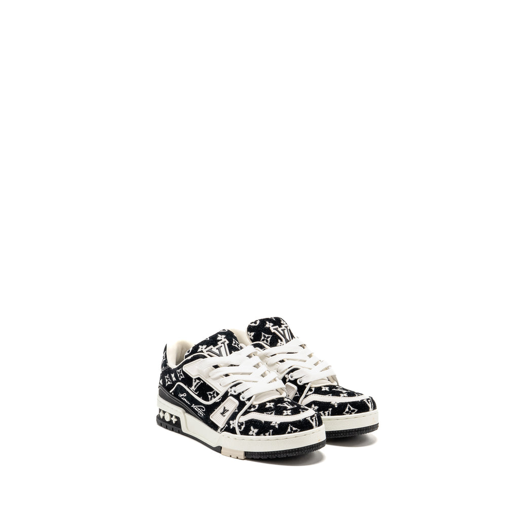 louis-vuitton-size-2-5-trainer-sneaker-black-white-copy