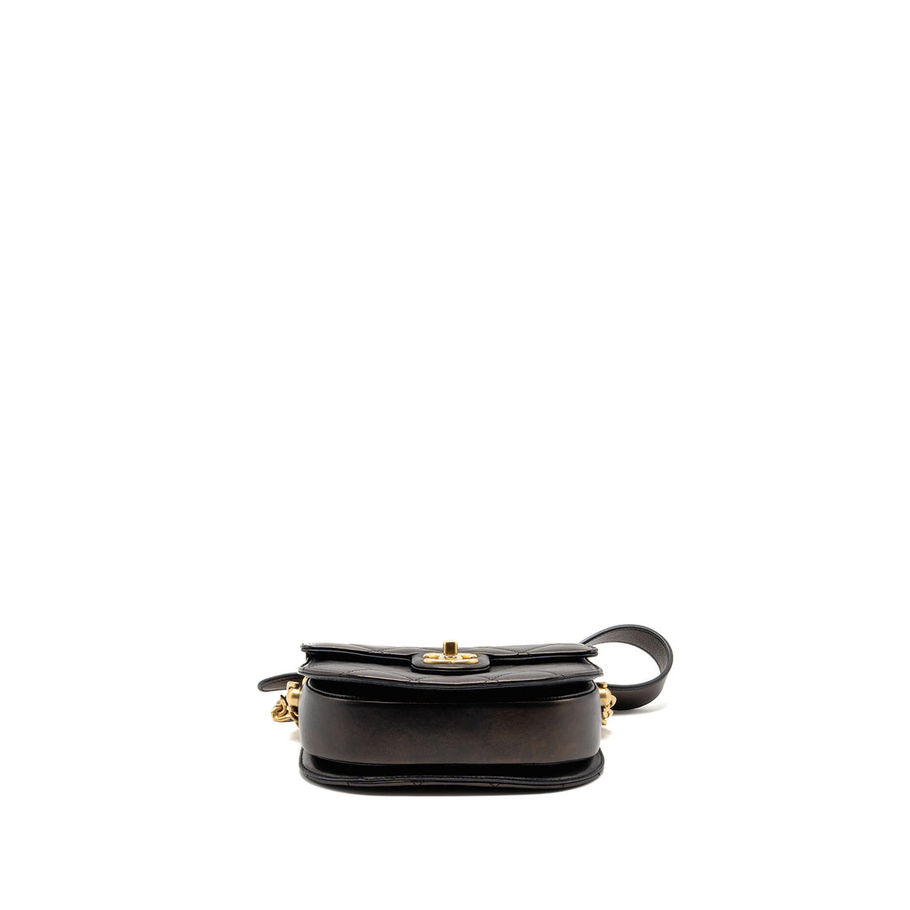 chanel-21s-moon-messenger-bag-calfskin-black-ghw-1