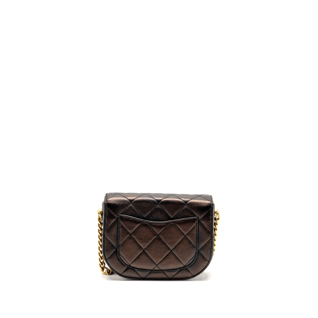 chanel-21s-moon-messenger-bag-calfskin-black-ghw-1
