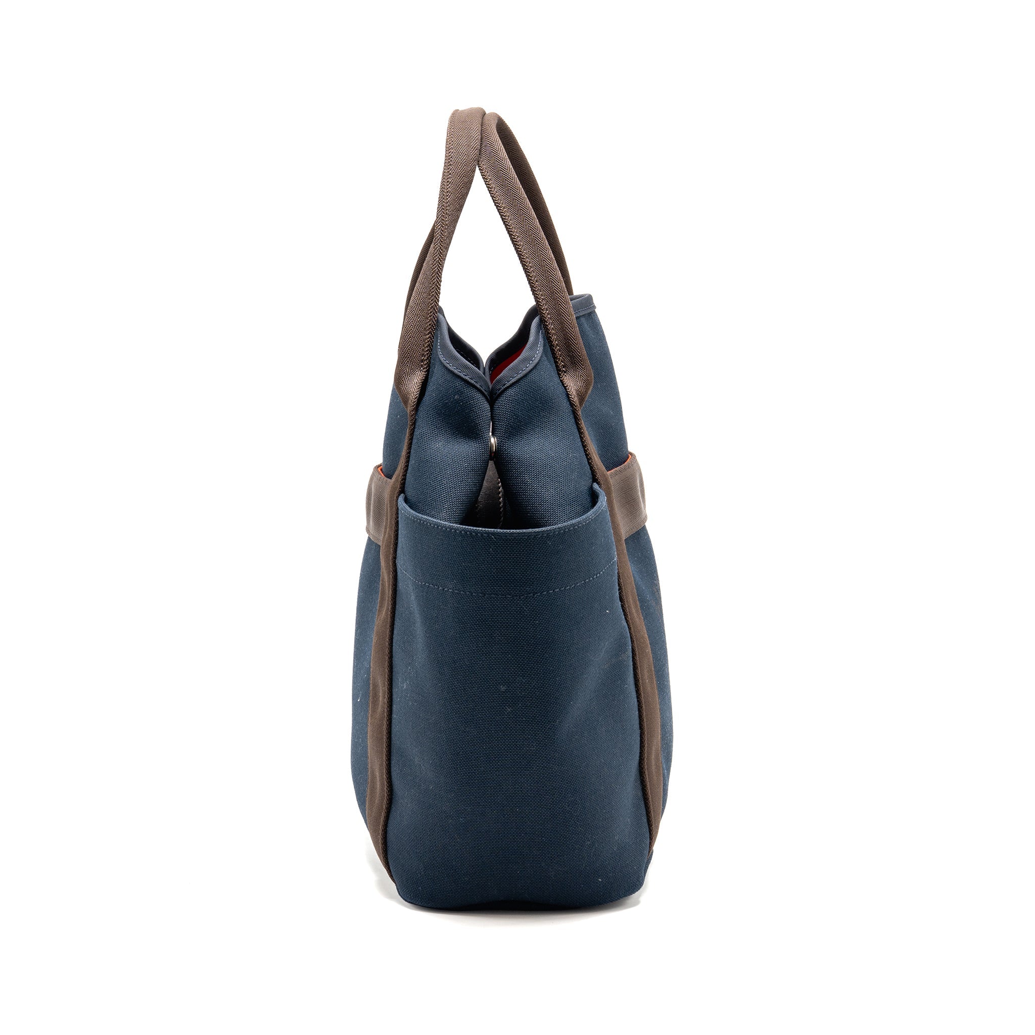 hermes-the-grooming-bag-canvas-bleu-navy-feu-shw-stamp-a