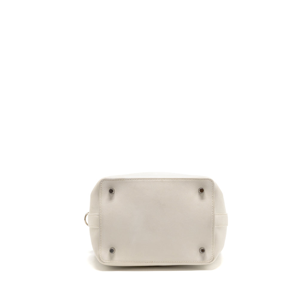 hermes-toolbox-20-swift-white-shw-stamp-square-n