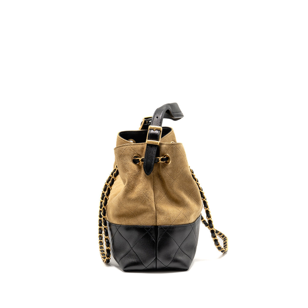 chanel-small-shopping-bag-suede-shiny-lambskin-beige-black-ghw-microchip