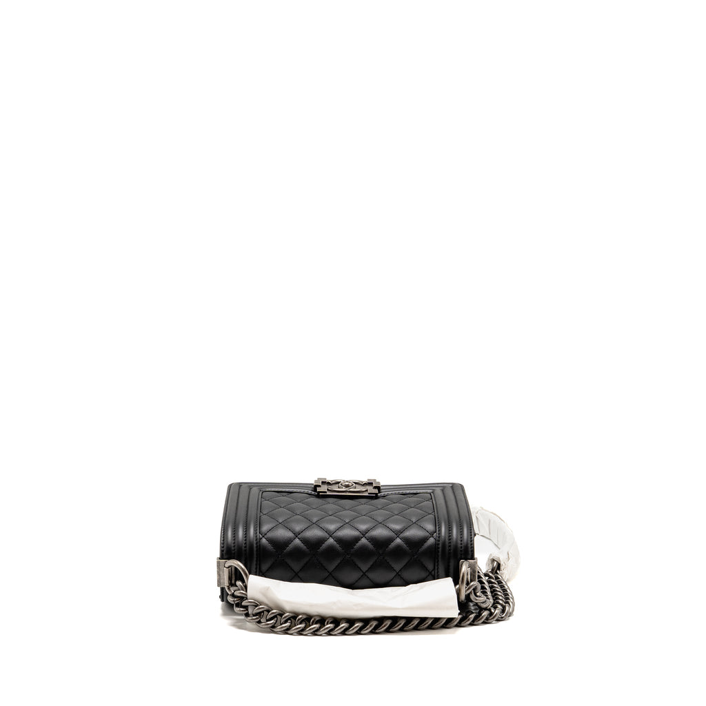chanel-small-boy-bag-calfskin-black-shw-microchip
