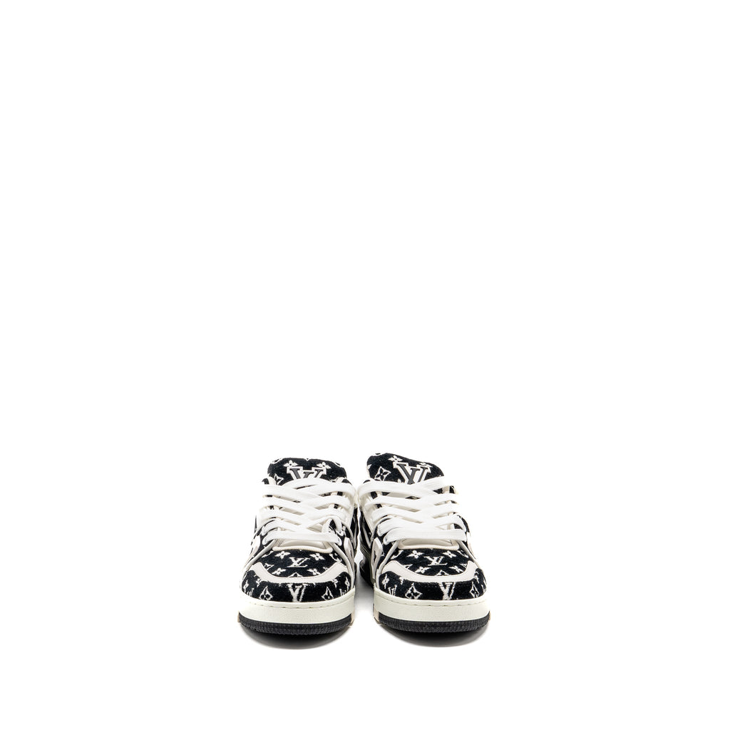louis-vuitton-size1-5-trainer-sneakers-black-white