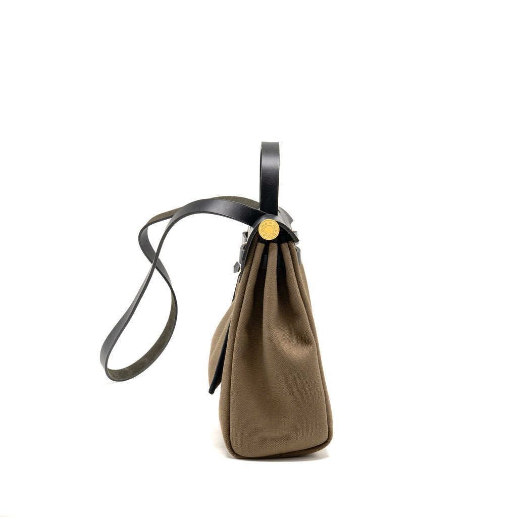hermes-herbag-31-hunter-leather-canvas-toundra-black-ghw-stamp-b-copy