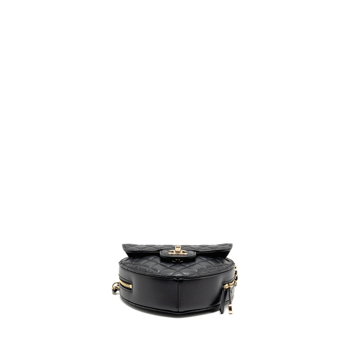 chanel-22s-heart-bag-lambskin-black-lghw-microchip-3