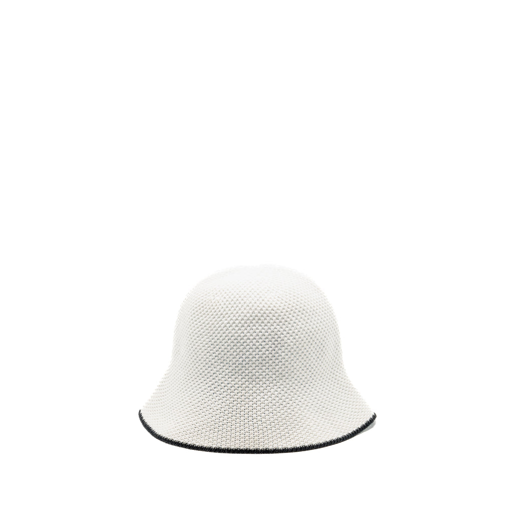 chanel-25c-cc-logo-bucket-hat-cotton-white-black