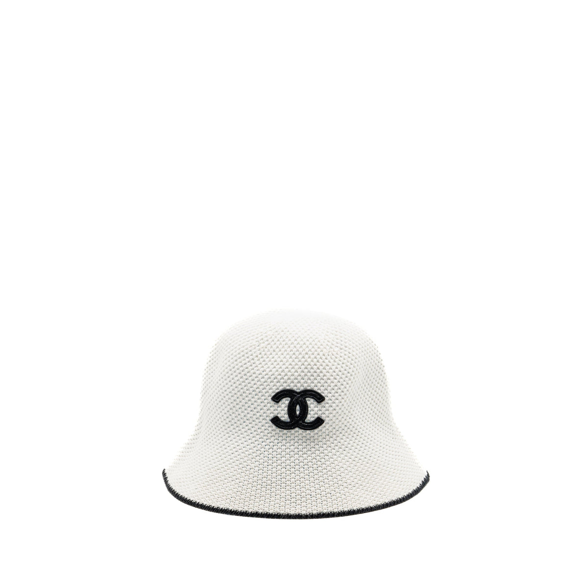 chanel-25c-cc-logo-bucket-hat-cotton-white-black