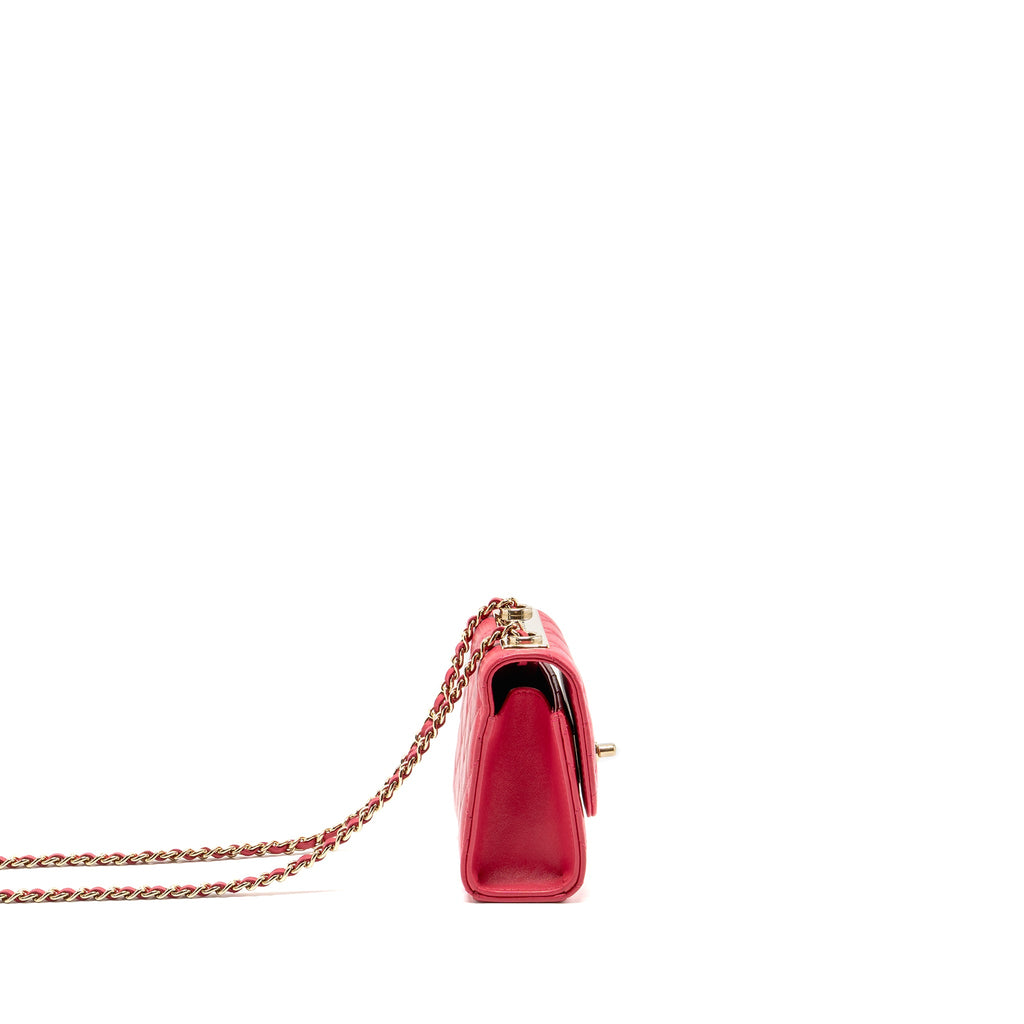 chanel-mini-trendy-cc-clutch-with-chain-lambskin-pink-lghw
