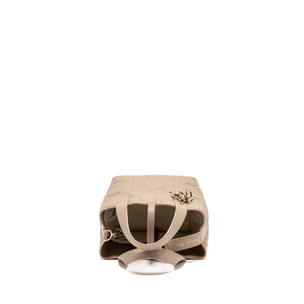 dior-small-toujours-tote-bag-macrocannage-calfskin-powder-beige-lghw-1