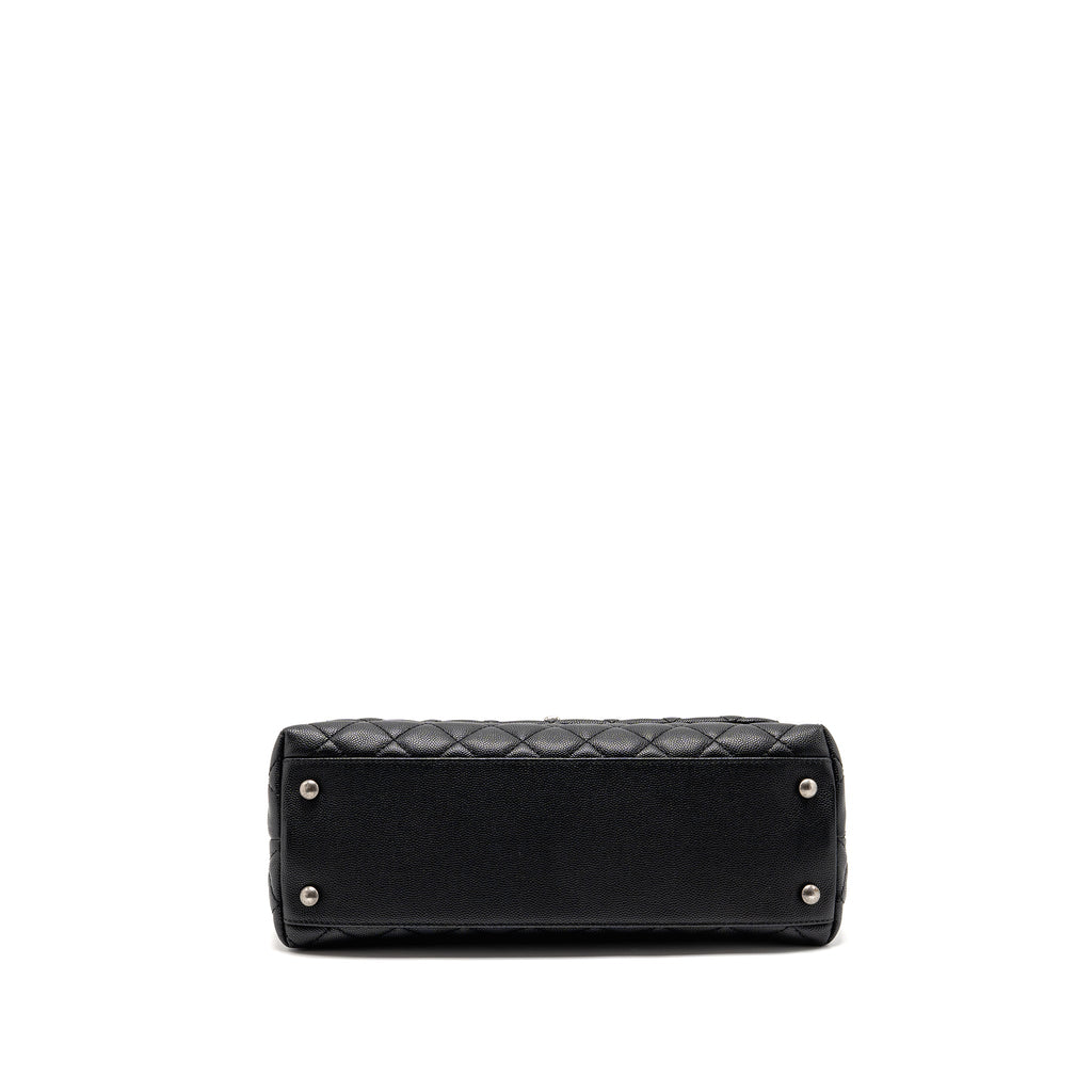 chanel-medium-coco-handle-caviar-lizard-handle-black-burgundy-ruthenium-hardware-copy-1