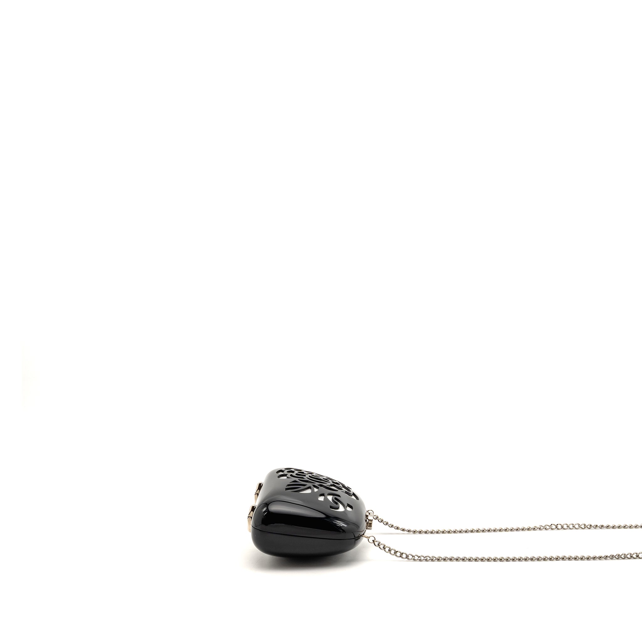 chanel-camellia-minaudiere-chain-evening-clutch-acrylic-plastic-black-silver-shw