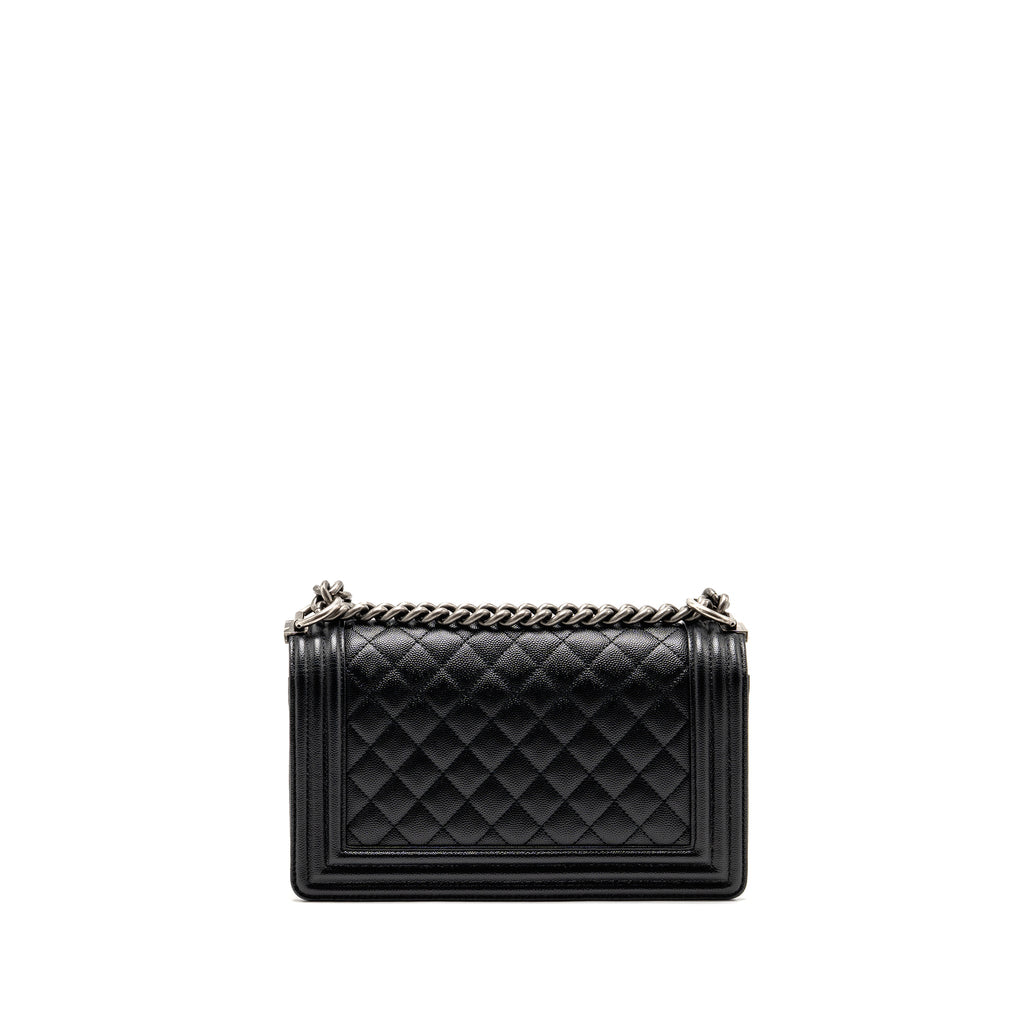 chanel-medium-boy-bag-caviar-black-shw-1