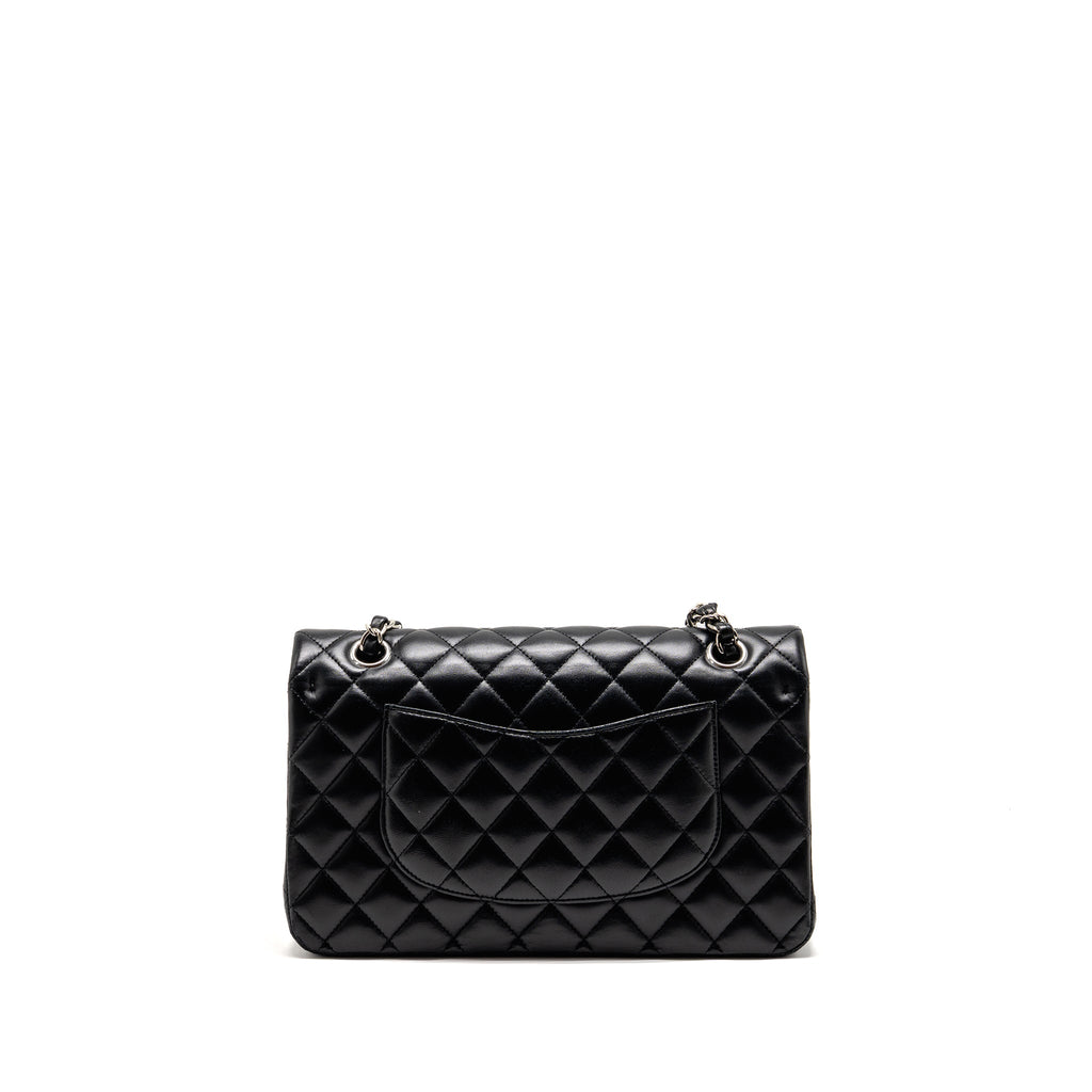 chanel-medium-classic-double-flap-bag-lambskin-black-shw-copy-3