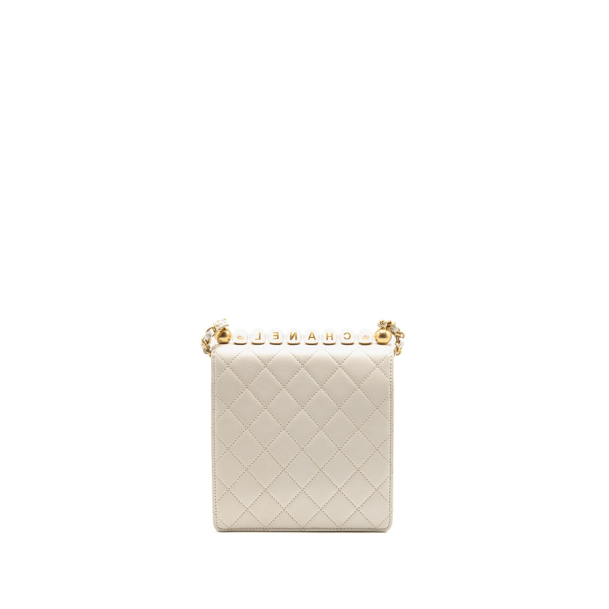 chanel-pearl-quilted-flap-bag-lambskin-white-ghw
