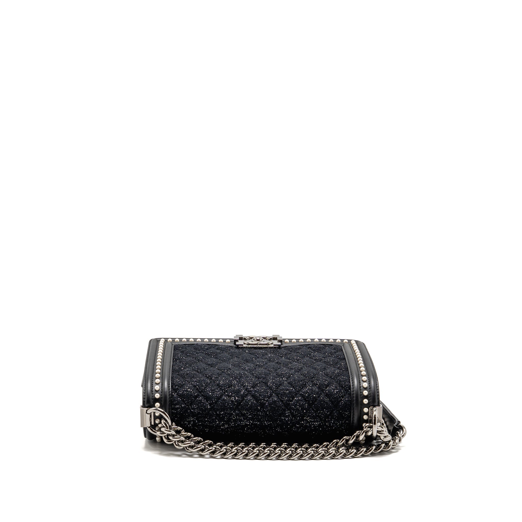 chanel-medium-boy-bag-fabric-lambskin-black-shw
