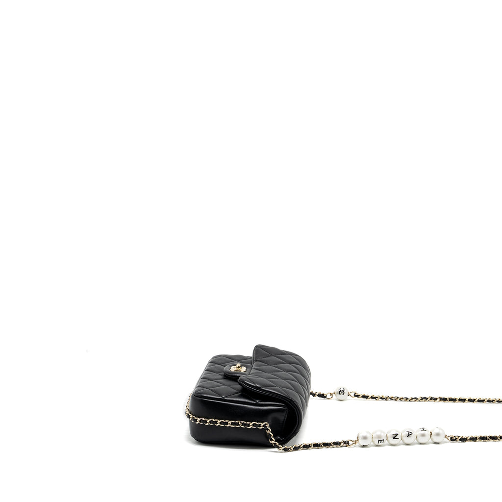 chanel-quilted-flap-bag-with-pearl-chain-lambskin-black-lghw