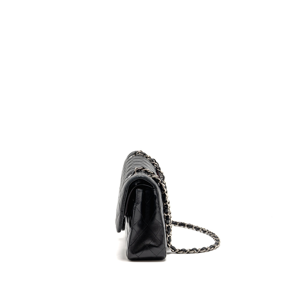 chanel-medium-classic-double-flap-bag-lambskin-black-shw-copy-3