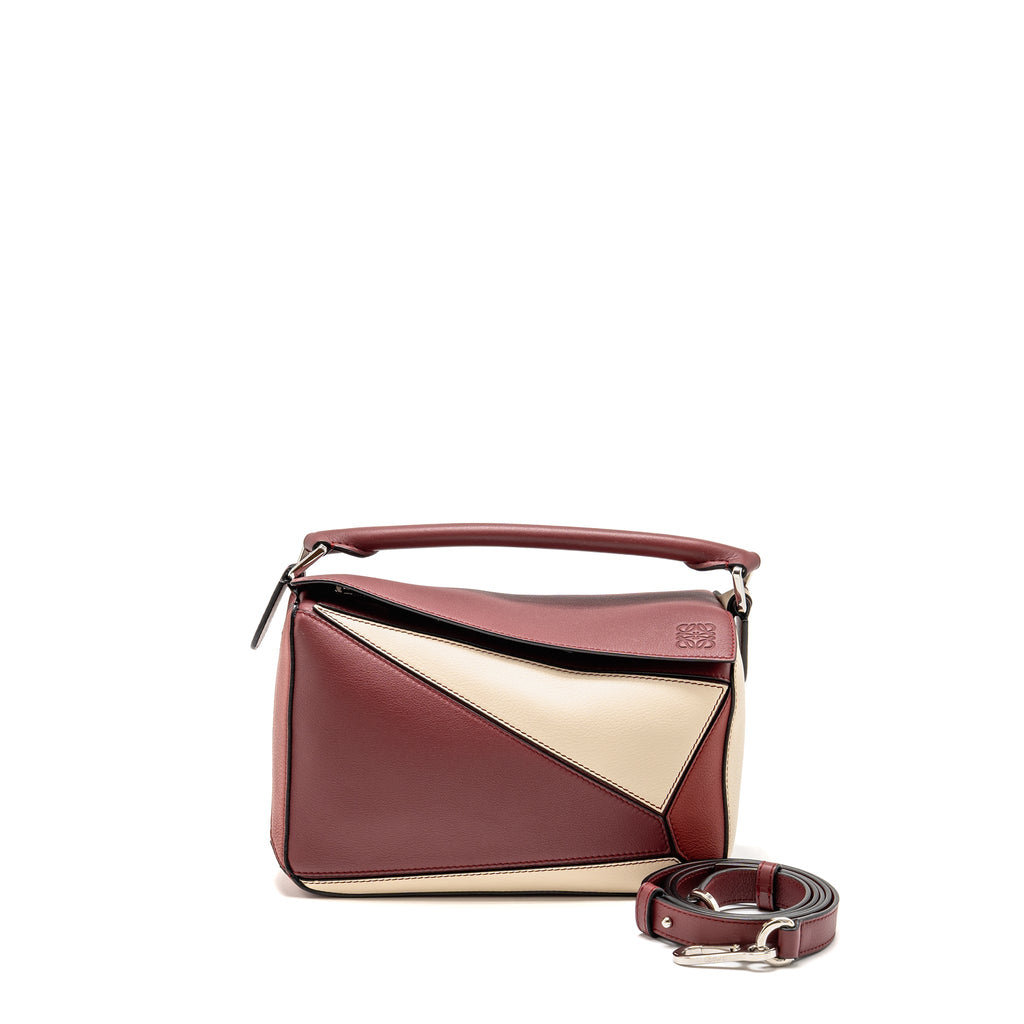 loewe-small-puzzle-bag-grained-calfskin-burgundy-multicolour-shw