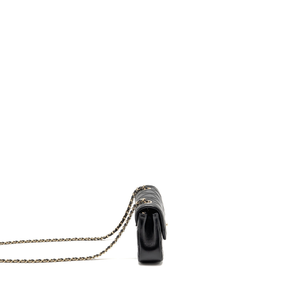 chanel-25s-mini-flap-bag-lambskin-black-ghwmicrochip-copy