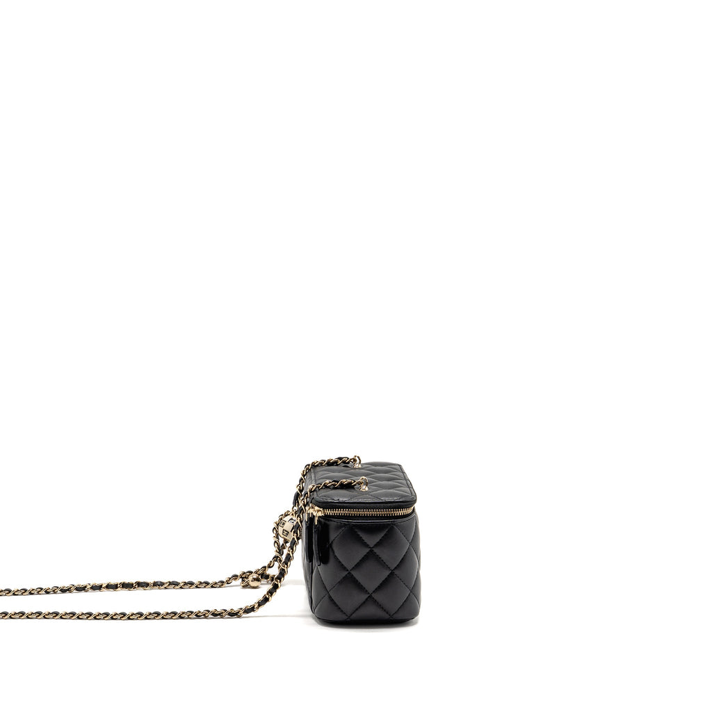 chanel-23c-pearl-crush-long-vanity-lambskin-black-lghw-microchip-copy