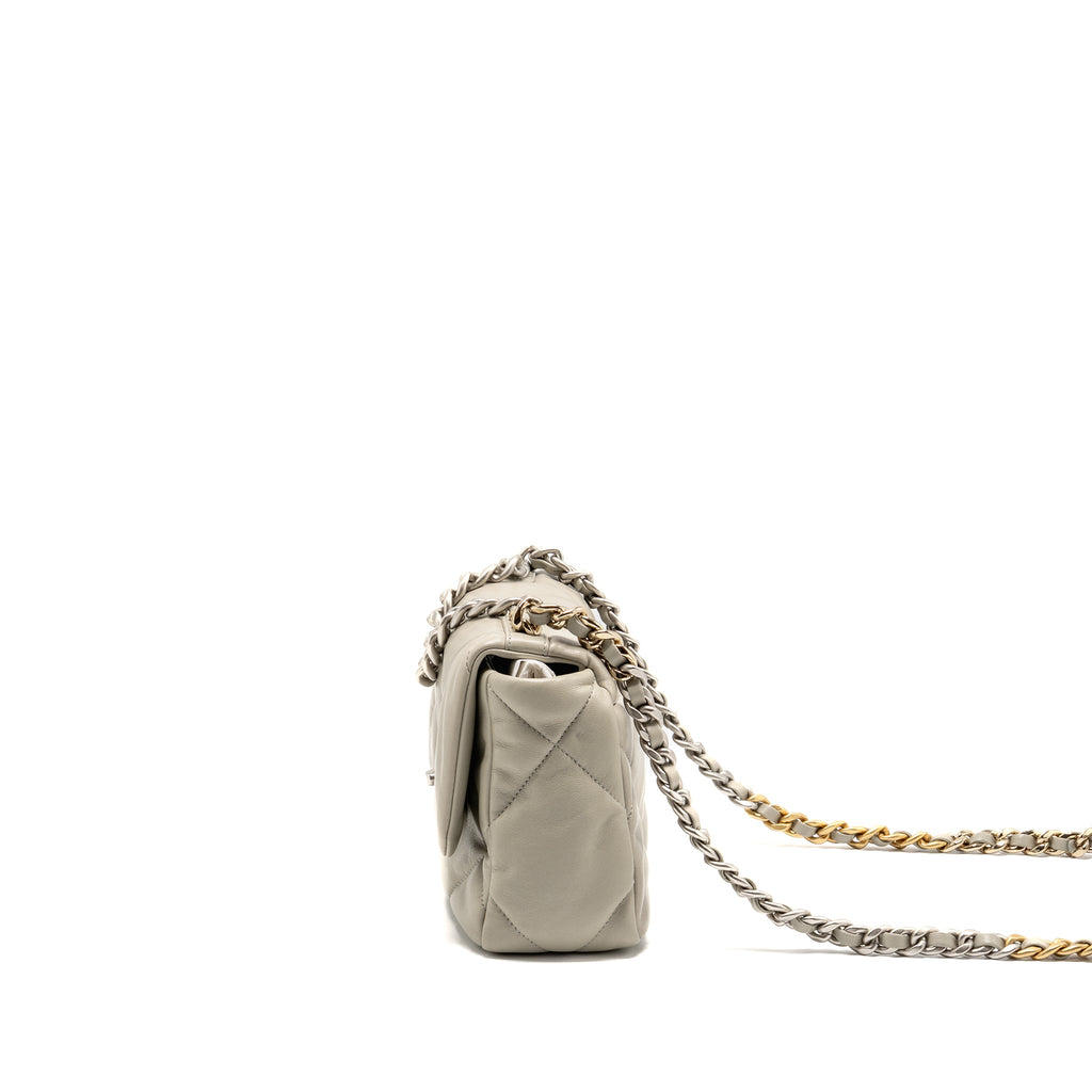 chanel-small-19-bag-lambskin-light-grey-multicoloured-hardware